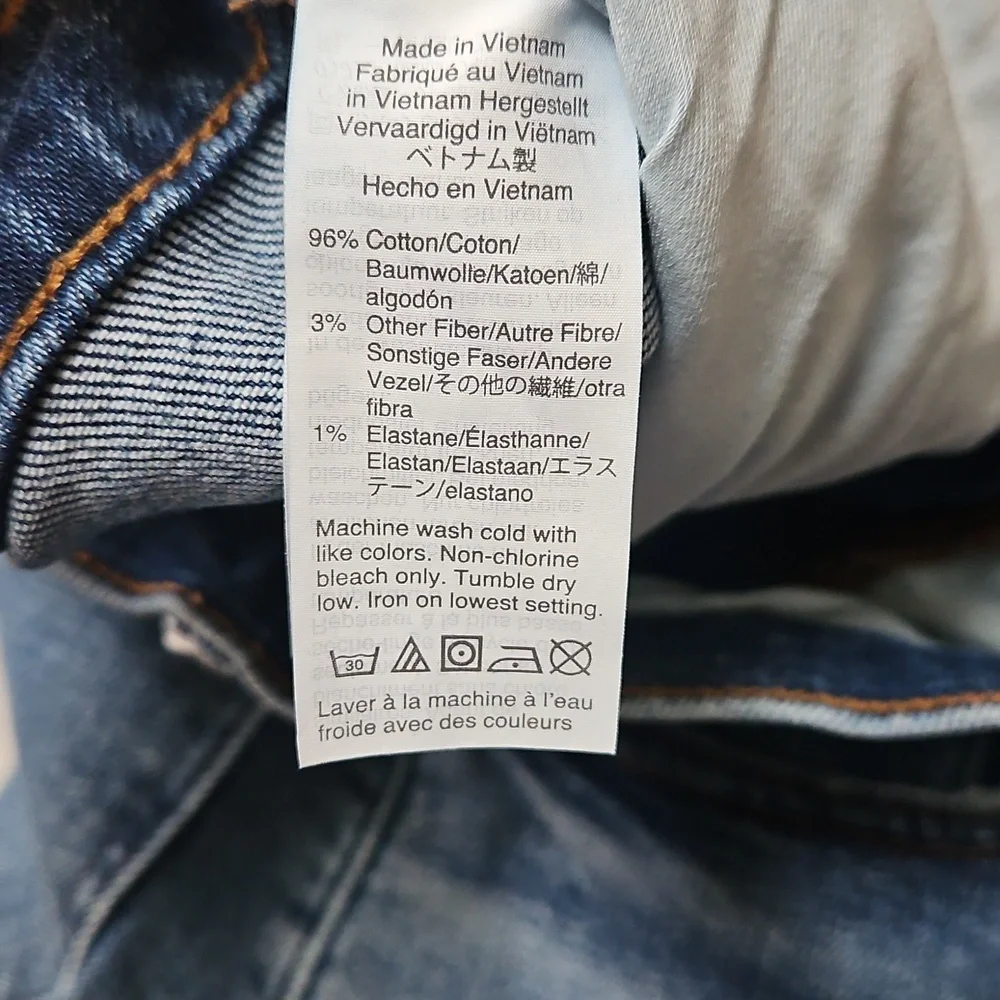 Madewell Light Blue Cropped Ankle Jeans - Picture 3 of 5